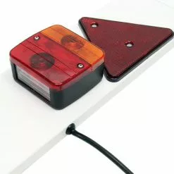 WILTEC Rampe Éclairage Remorque 7 Broches Largeur 137cm & Câble De 6m Avec Feux Arrière Stop & Clignotants 10 WILTEC Rampe Éclairage Remorque 7 Broches Largeur 137cm & Câble De 6m Avec Feux Arrière Stop & Clignotants -Wiltec Boutique 14945564 4