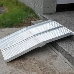 WILTEC Rampe Pour Fauteuil Roulant Rampe De Chargement 2x Pliable Aluminium 152cm 270kg Rampe Valise -Wiltec Boutique 1534076 5