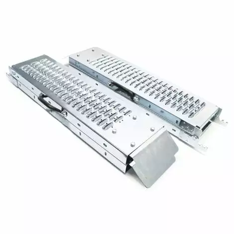 WILTEC 2x Rampe De Chargement Pliable Acier Galvanisé Moto ATV Quad Rail Collision 160x22.5cm 400kg 4 WILTEC 2x Rampe De Chargement Pliable Acier Galvanisé Moto ATV Quad Rail Collision 160x22.5cm 400kg – Image 2