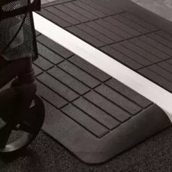WILTEC Rampe De Seuil 3 Côtés Inclinés 50mm Capacité De Charge 2500 Kg Accès Mobilité Réduite Ligne Confort 11 WILTEC Rampe De Seuil 3 Côtés Inclinés 50mm Capacité De Charge 2500 Kg Accès Mobilité Réduite Ligne Confort -Wiltec Boutique 35444148 5