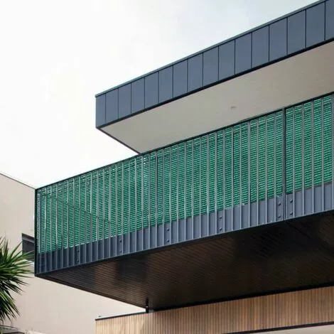 WILTEC Bâche De Clôture 1,8 × 25 M, Verte, Brise-vue Pour Clôtures, Balcons Et Jardins, Tissu En PE-HD Stabilisé Aux Rayons UV 5 WILTEC Bâche De Clôture 1,8 × 25 M, Verte, Brise-vue Pour Clôtures, Balcons Et Jardins, Tissu En PE-HD Stabilisé Aux Rayons UV – Image 3