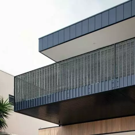 WILTEC Bâche De Clôture 1,5×10m, Gris Anthracite, Brise-vue Clôture Balcon Jardin, Tissu PE-HD Stabilisé UV 5 WILTEC Bâche De Clôture 1,5×10m, Gris Anthracite, Brise-vue Clôture Balcon Jardin, Tissu PE-HD Stabilisé UV – Image 3