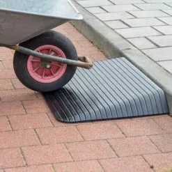 WILTEC Rampe De Seuil 3 Bordures Inclinées 90 Mm Capacité De Charge 2500kg Rampe D’accès Économique -Wiltec Boutique 36803904 5