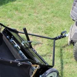 WILTEC Balai Ramasseur Balayeuse Tondeuse Autoportée Largeur De 95 Cm Et Roues En Caoutchouc 254x44,5mm -Wiltec Boutique 4254666 4