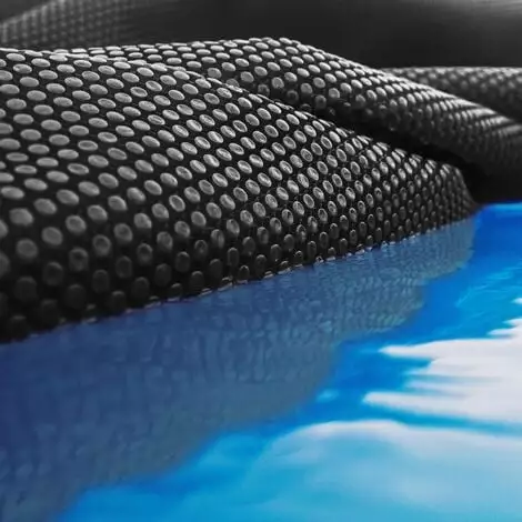 WILTEC Bâche Solaire à Bulles Pour Piscine 5x8m Noire Protection Couverture Chauffage De Piscine 4 WILTEC Bâche Solaire à Bulles Pour Piscine 5x8m Noire Protection Couverture Chauffage De Piscine – Image 2